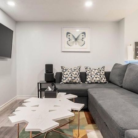 Appartement Cozy Nest Basement Unit à Hamilton Extérieur photo
